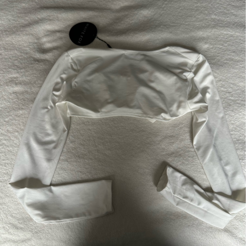 Long sleeve top from white fox boutique - Picture 6 of 6